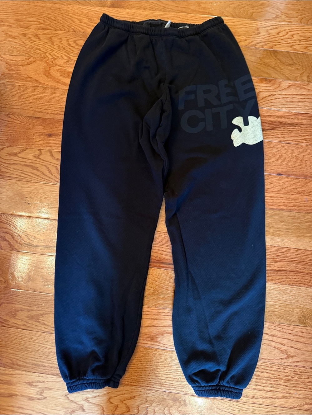 Free city sweatpants S